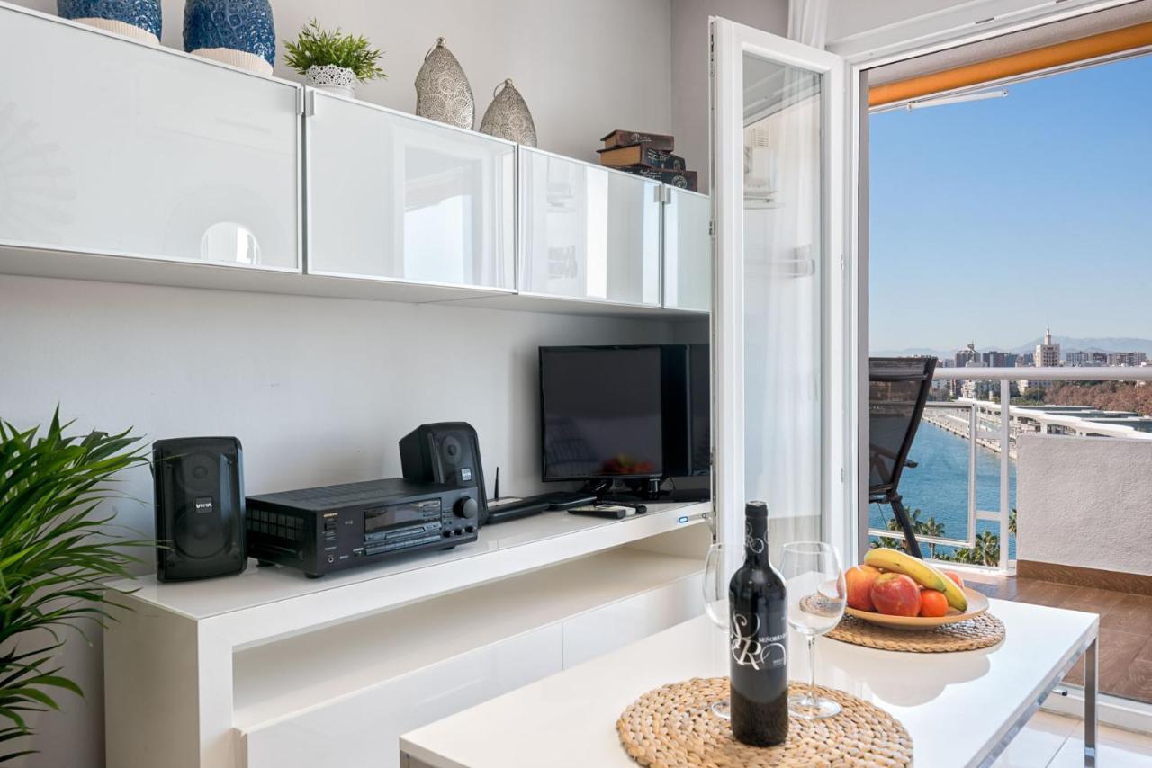 Susana Beach Apartment In Malaga By Solaga Holiday Homes Dış mekan fotoğraf
