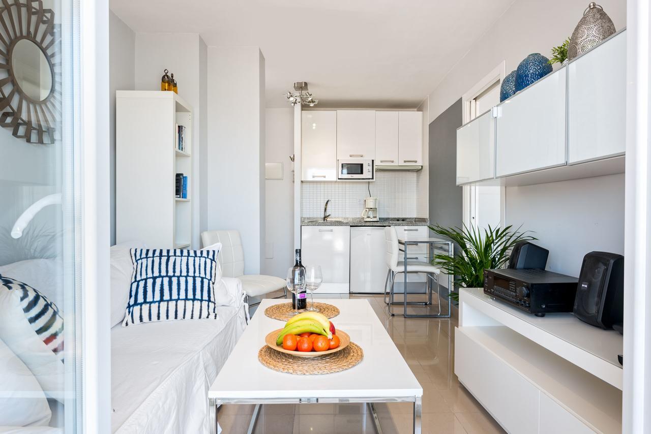Susana Beach Apartment In Malaga By Solaga Holiday Homes Dış mekan fotoğraf